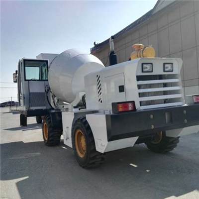 1m3 Water Pump With Quick-suction Self Propelled Concrete Mixer Truck