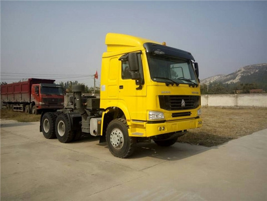 High quality HOWO 6X4 Tractor Designed for Mongolia