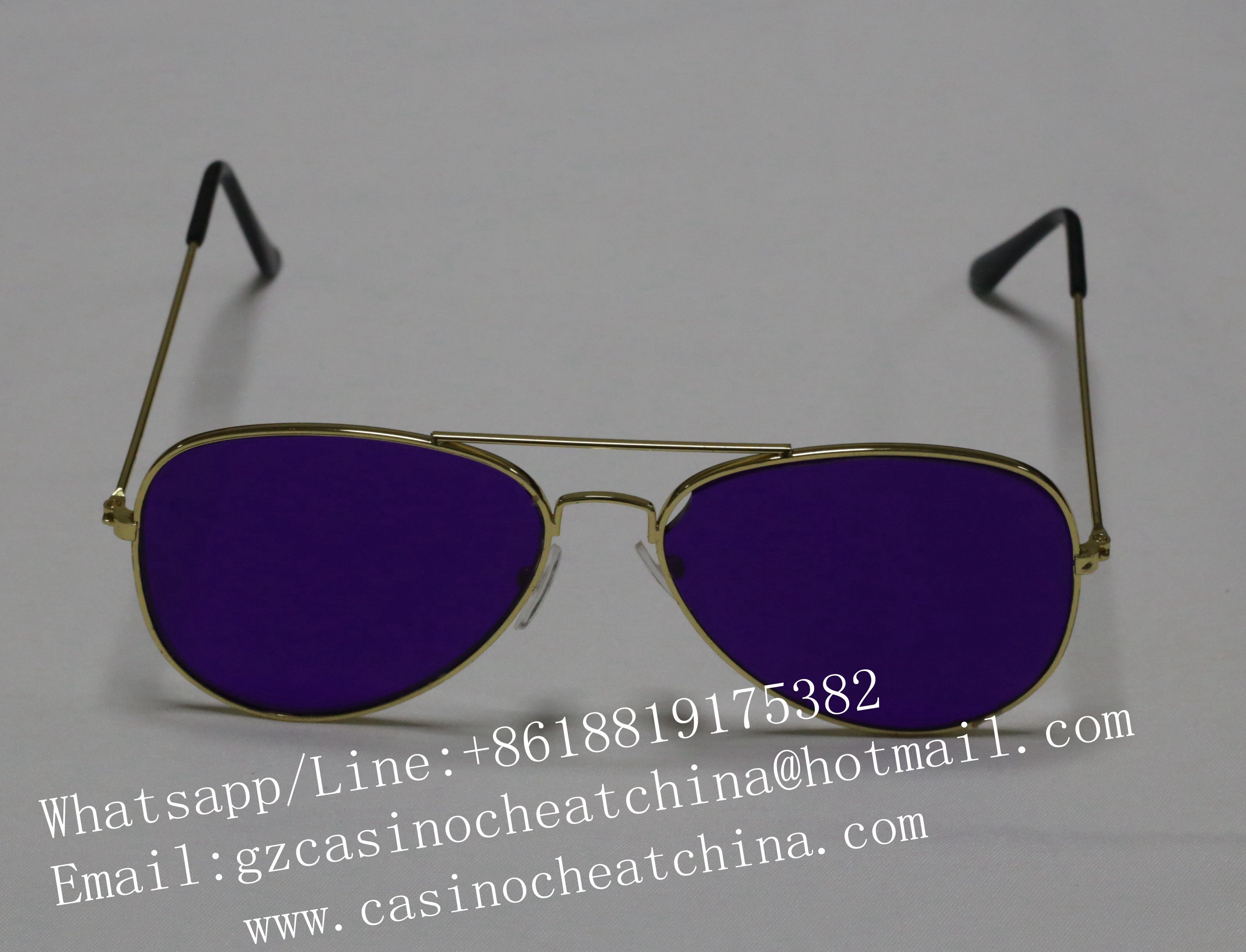 2017 Новые очки для очков с ультрафиолетовым излучением для азартных игр чит / светящиеся карты Sunglasses / Gambling Cheaters Sunglasses / casino cheat