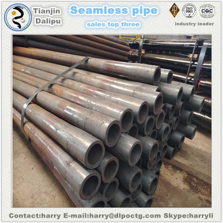 Threaded with Sockets Hot DIP Galvanized ERW Steel Pipe