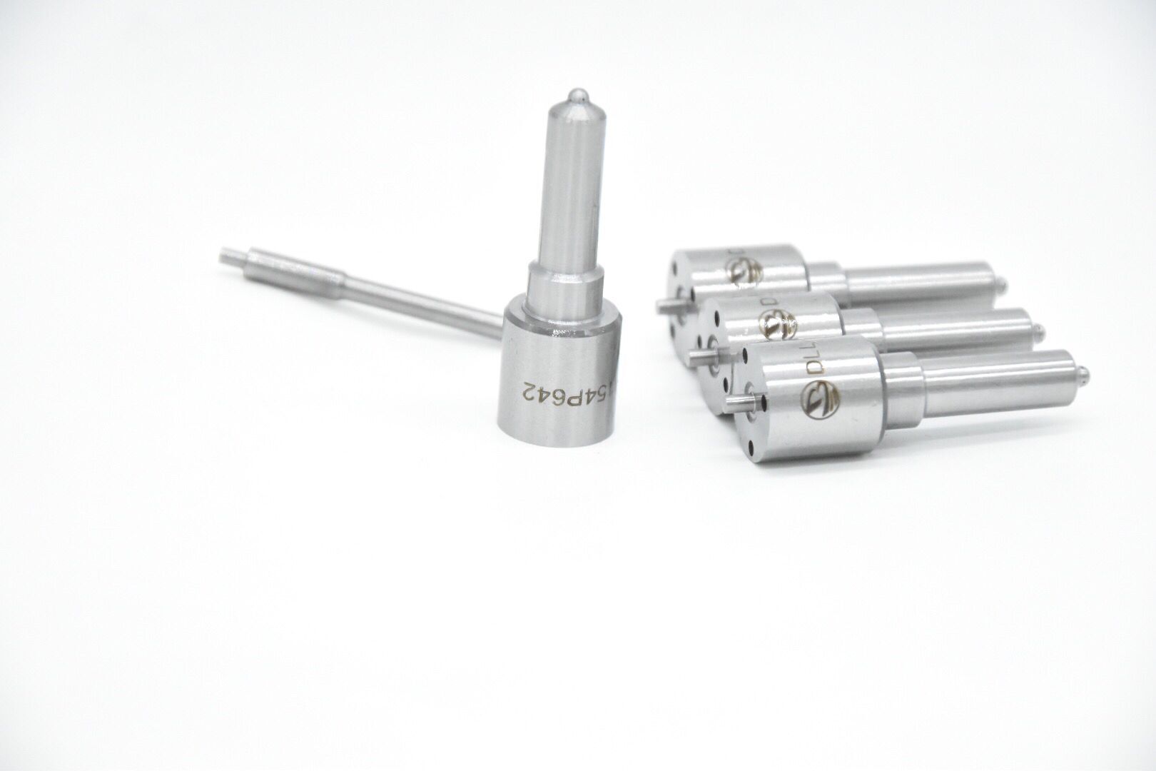 DENSO Injector Nozzle , DLLA154P642 for MITSUBISHI