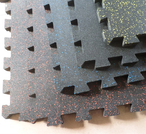 1402 Interlocking Speckled Rubber Tile