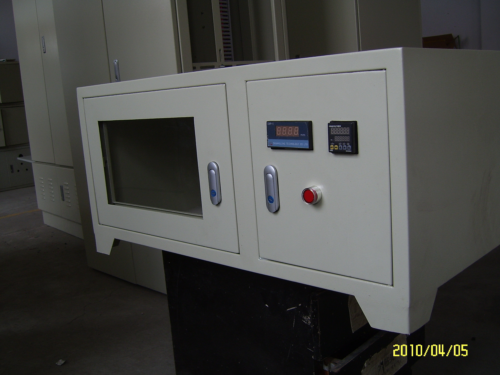 Rubber hose heat-resistance particle and hot surface test machine