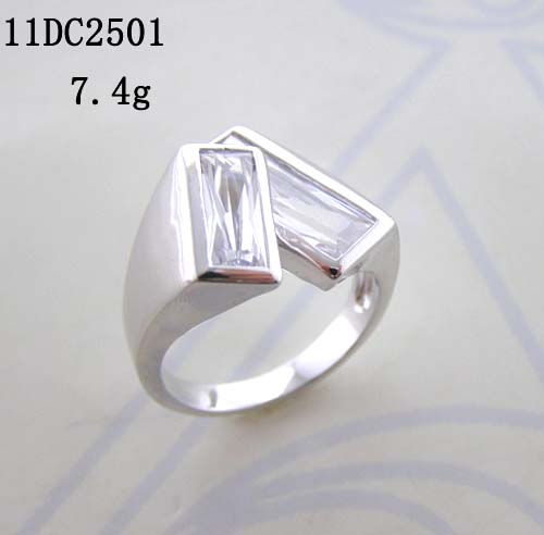 Wholesale rhodium plated fashion ring with clear cubic zirconia