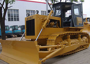 Bulldozer T140-1