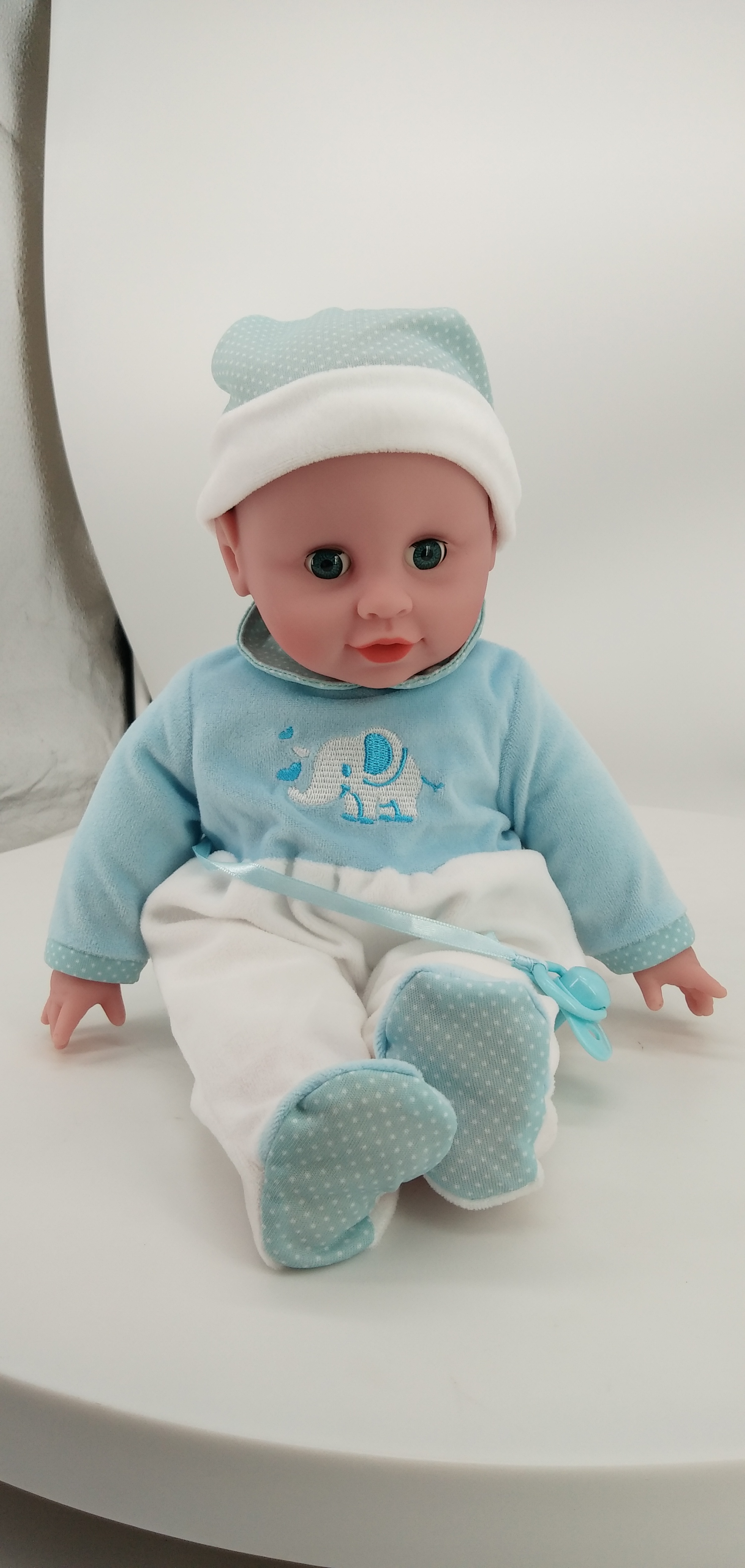 cute baby vinyl dolls supplier