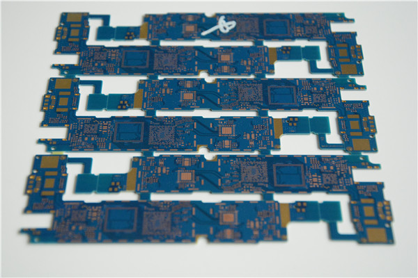 HDI 3mil control panels PCB in Consumer electronics with  impedance control blind and buried holes 