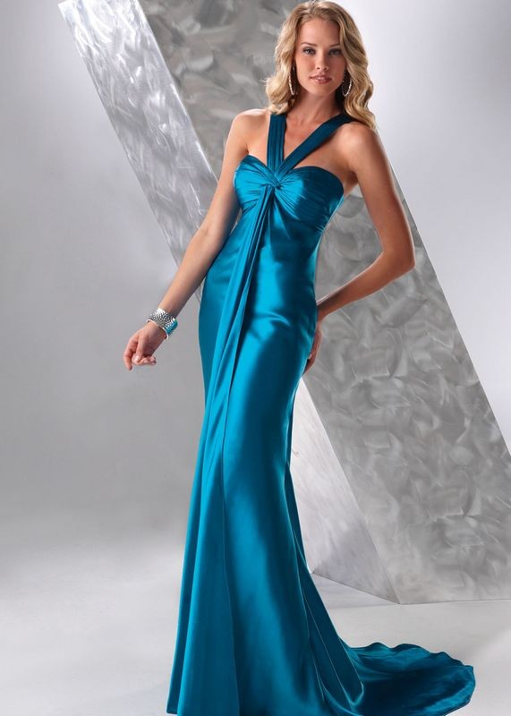 One-piece deep blue dress is made in satin with ruched bust area with sweetheart neckline and wide straps