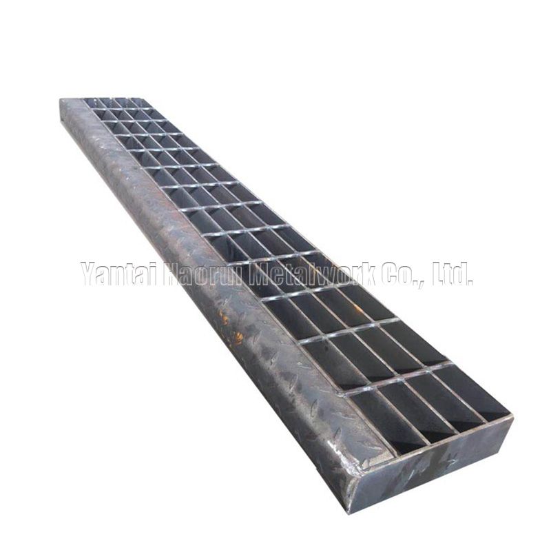 T3 Steel Grating Stair Treads