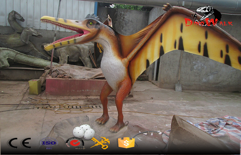 Standing pterosaur simulation animatronic dinosaur