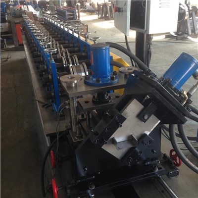 Montante Roll Forming Machine