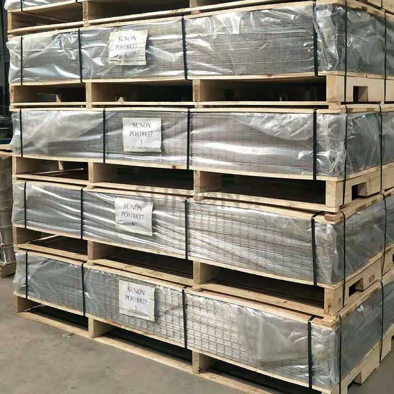 Stainless Steel Welded Mesh high quality stainless steel welded wire mesh