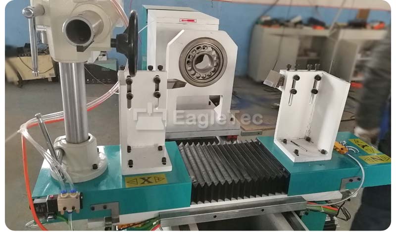 CNC Wood Lathe Machine with Rotary Spindle
