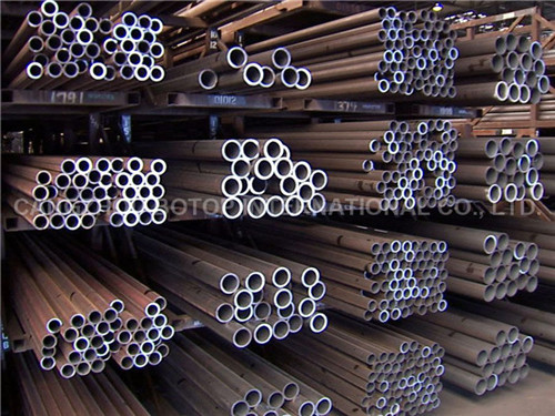 ASTM A 106 Black Carbon Seamless Steel Pipe