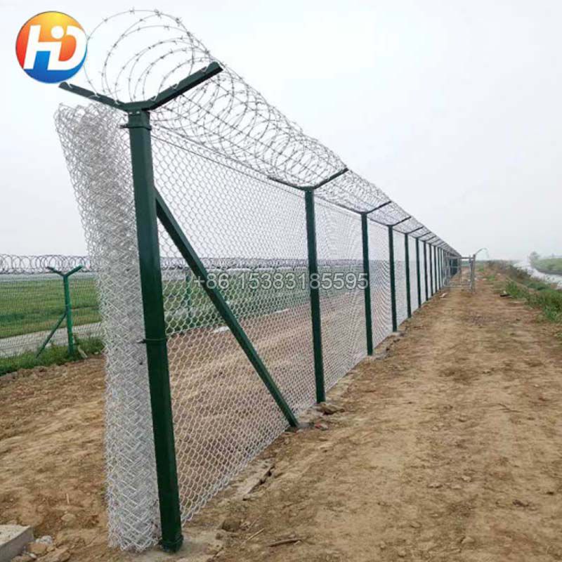 high quality low carbon steel wire Chain Link Fence