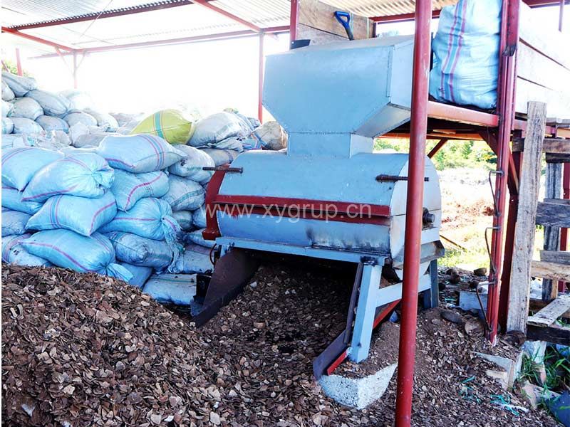 Easy operation high efficiency coconut shell charcoal crusher