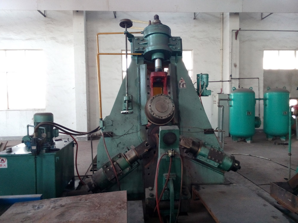 Zatobe rolling machine. Кольцепрокатный стан d51y-1000f. D51-800в Vertical Ring Rolling Machine. Кольцераскатная машина. D51y-1ooof кольцераскатной.