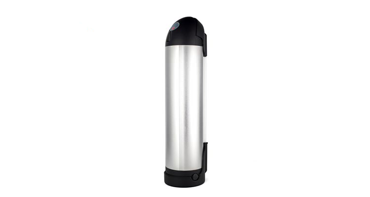Small Silver Fish Water Bottle 24V Lithium Battery