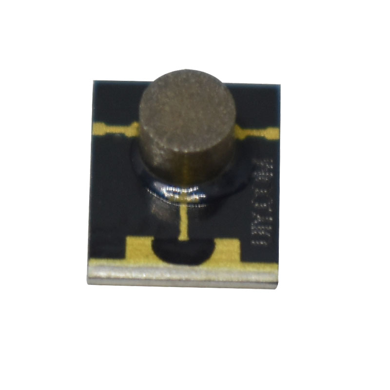 30~33GHz Ka Band RF Microstrip Isolator 0.7dB