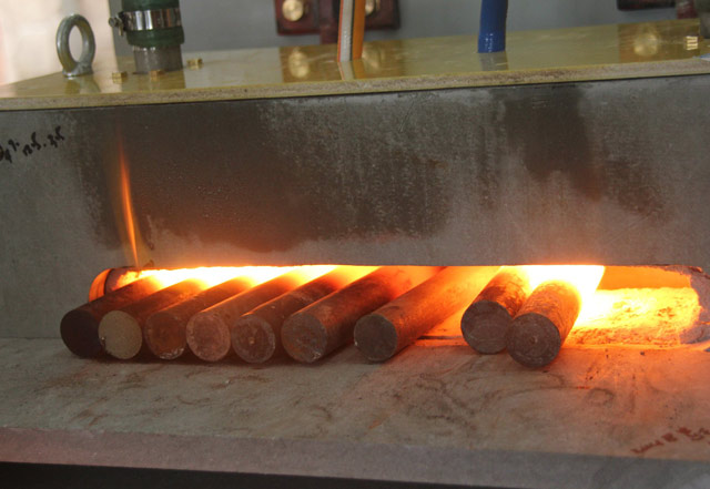 Induction Heating Machines In Fastener Manufacturing