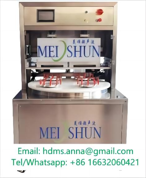 Four round cutting high efficiency circular frozen mousse cake cutting paper inserting machine