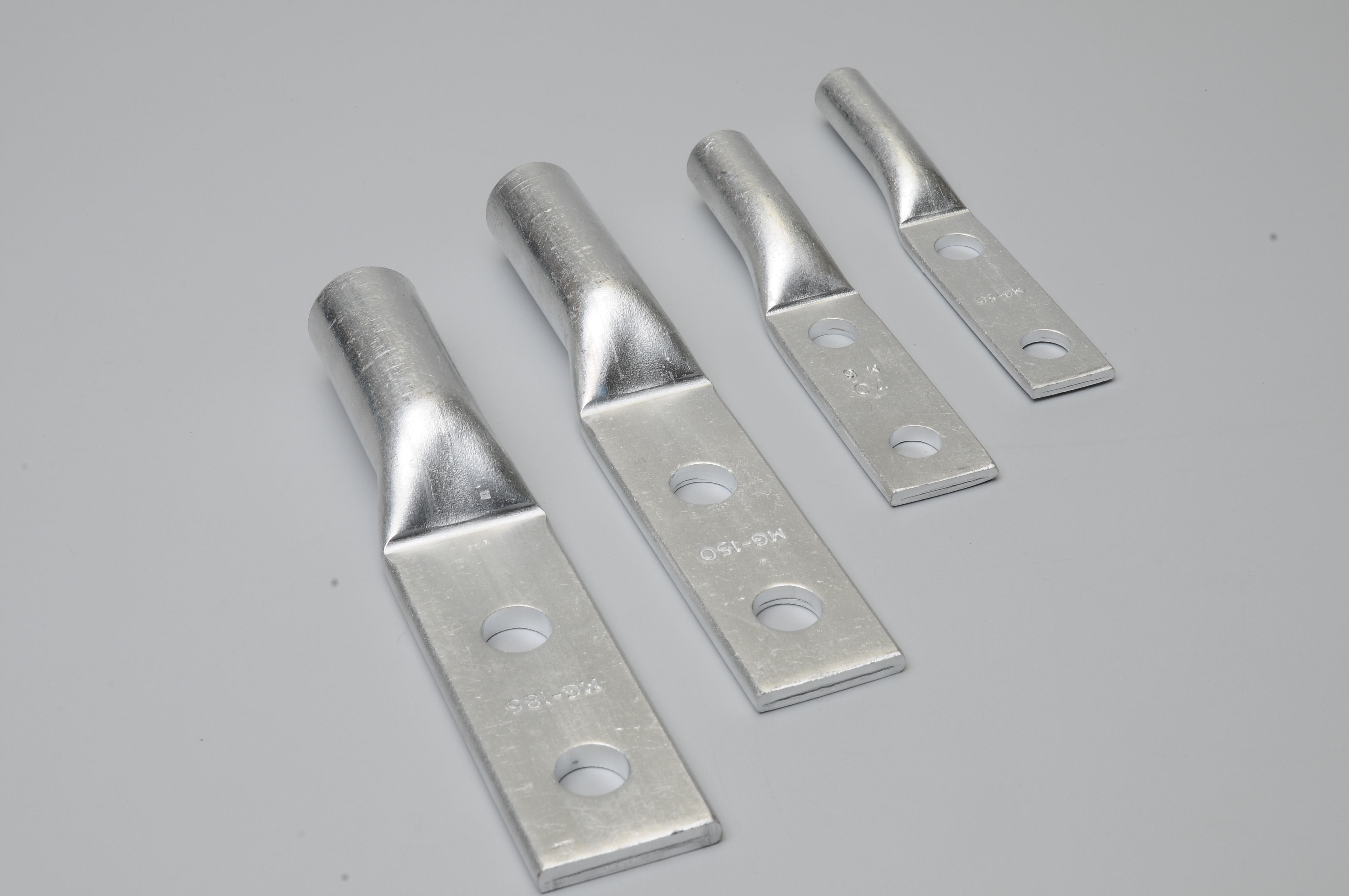 Aluminum Long Palm Double Stud Tabular Terminal Ends