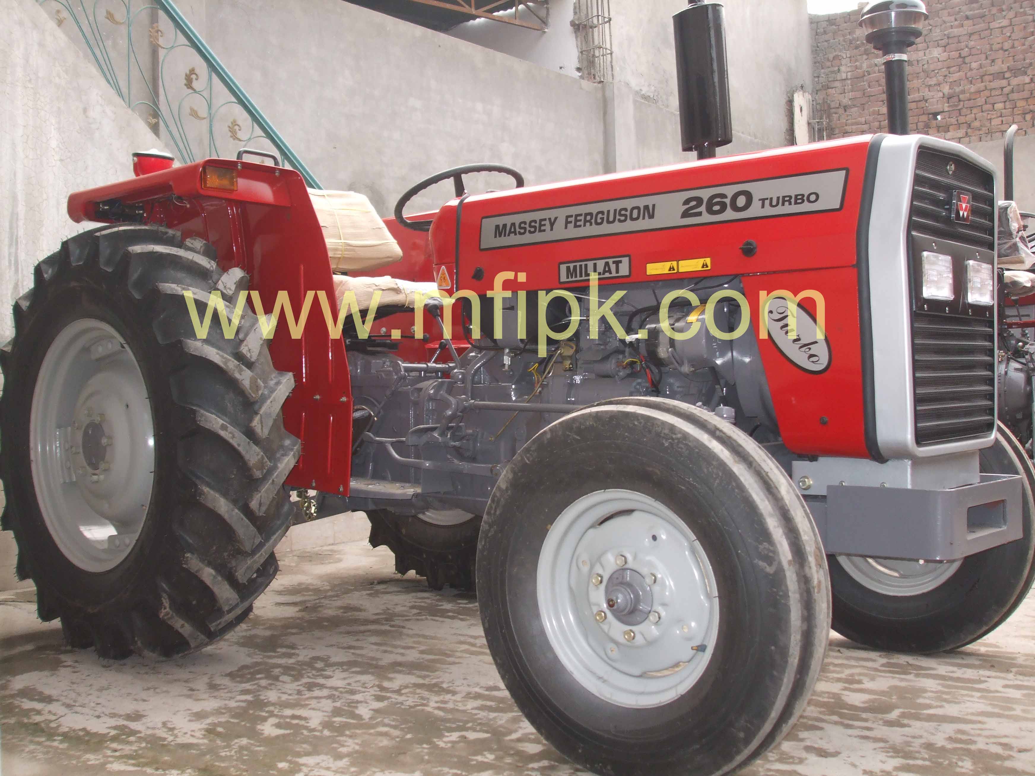 Бытовые трактора и сельхозтехника Massey Ferguson 260 Пакистан