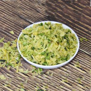 Green cabbage flakes