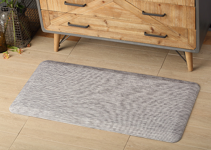 The Benefits of Anti-Fatigue Mats: Enhancing Workplace Comfort and Productivity