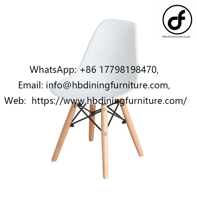 Simple plastic dining chair