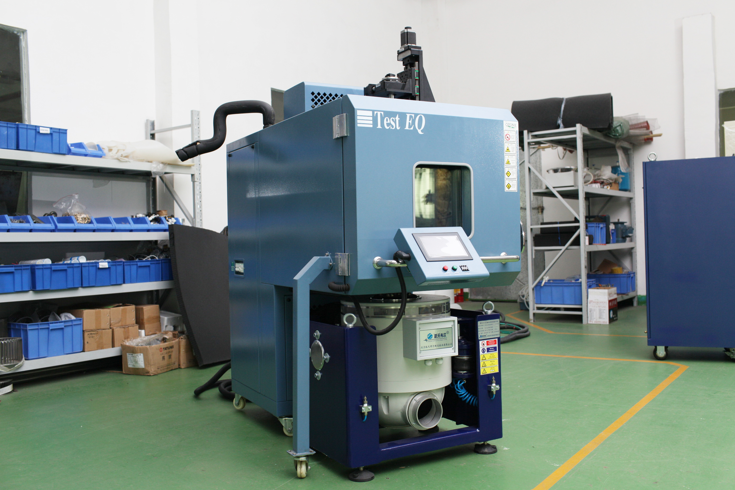 Three Comprehensive Vibration Test Chamber