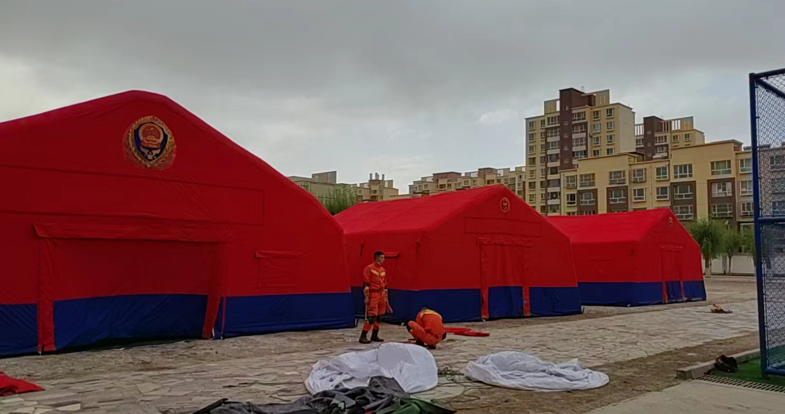 Inflatable Tent Emergency Low Pressure