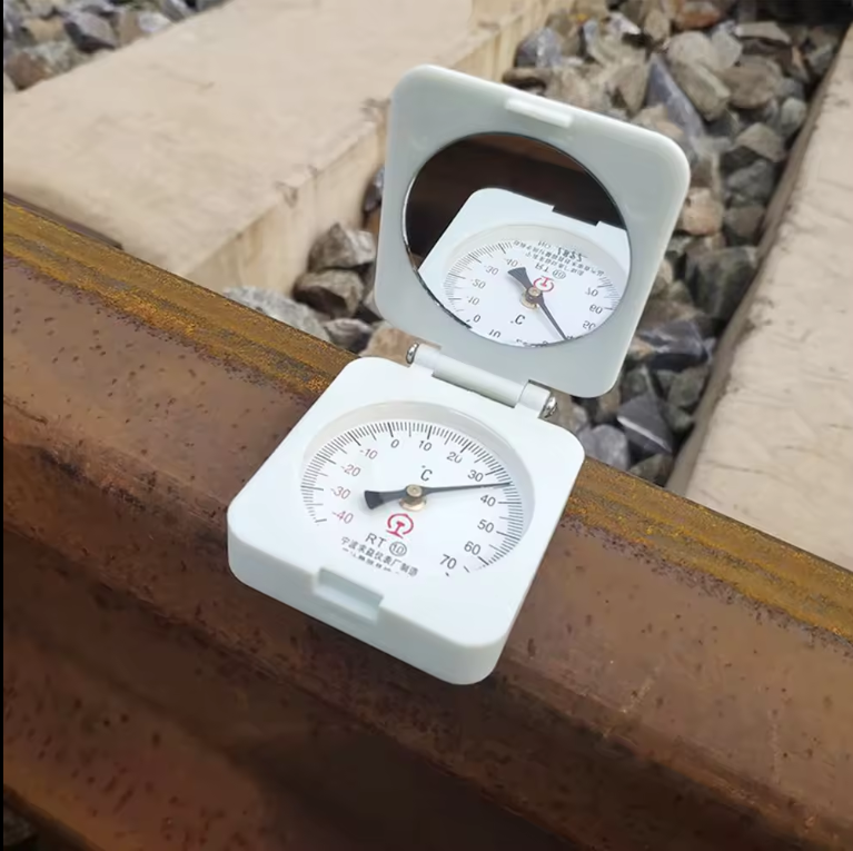Magnetic Base Railway Track Thermometer