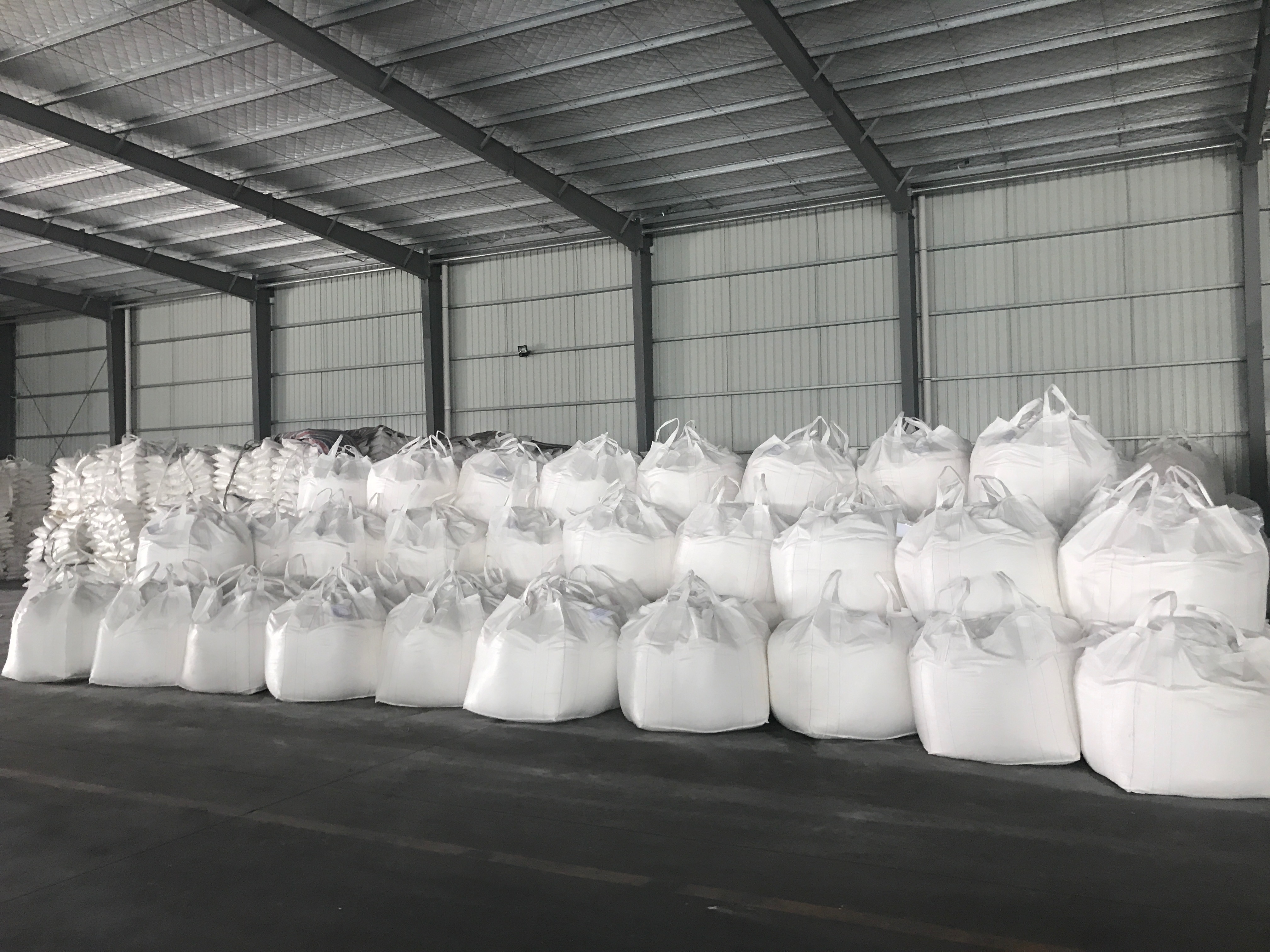 Calcium chloride  10043-52-4