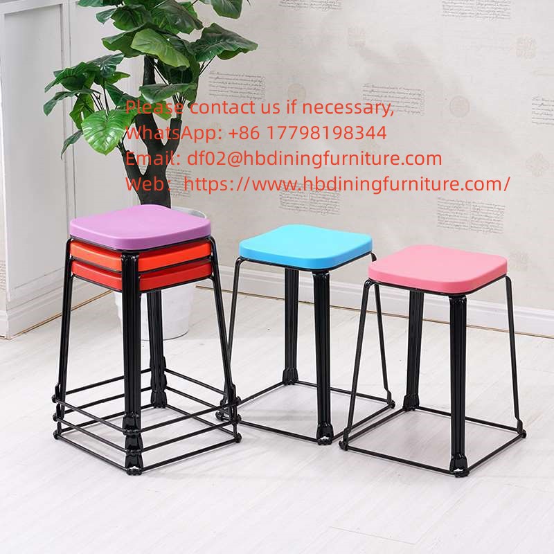 Plastic dining chair