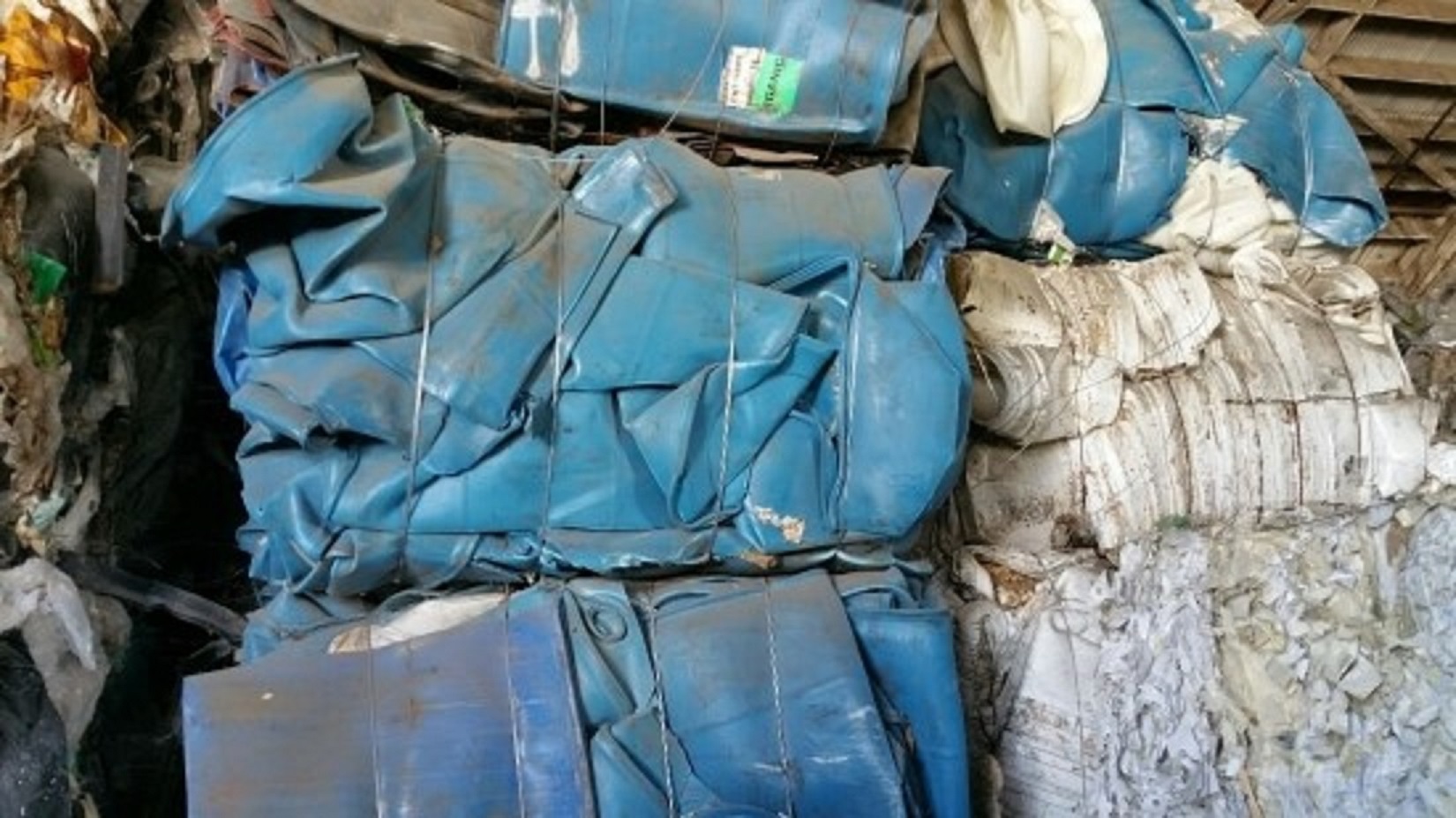 hdpe blue drum scrap, HDPE drum scrap, HMW HDPE Drum Regrind