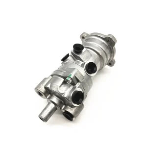 ISUZU Auto Parts – Brake Master Cylinder