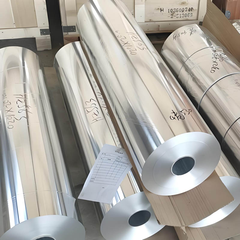OEM 8011 Household Aluminum Foil Roll for Catering, Storage, Packaging, Freezing