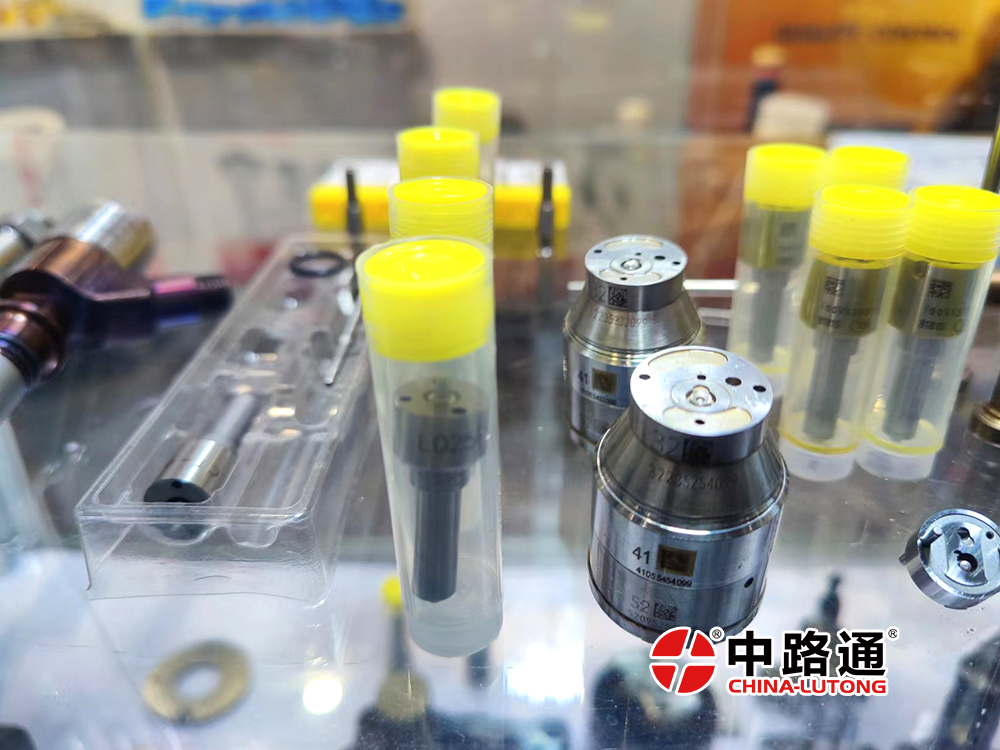 Common Rail Fuel Injector Nozzle F00VX30185 Common Rail Fuel Injector Nozzle F00VX40072