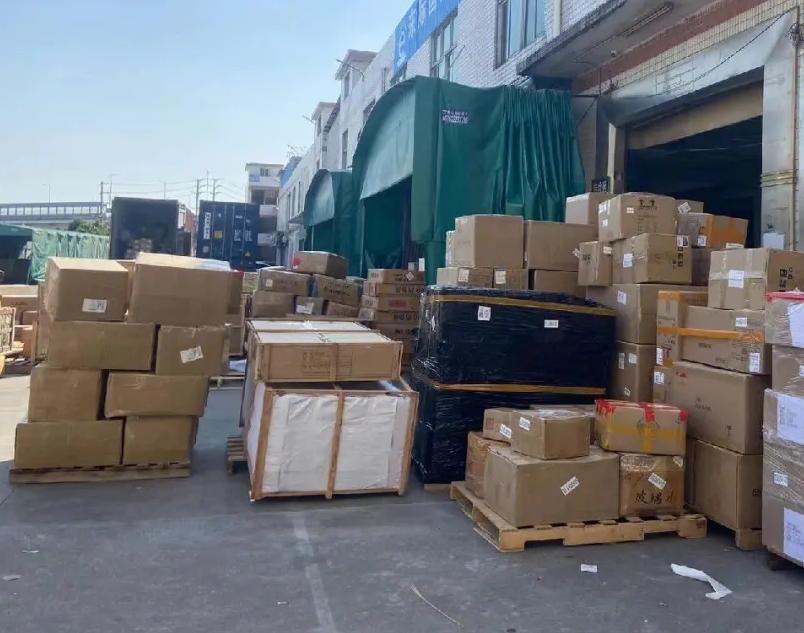 Our company specializes in logistics transportation to Russia, Belarus, Kazakhstan, including air