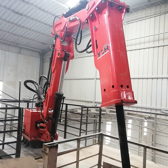 YZH pedestal boom breaker
