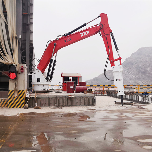 Pedestal Rockbreaker System