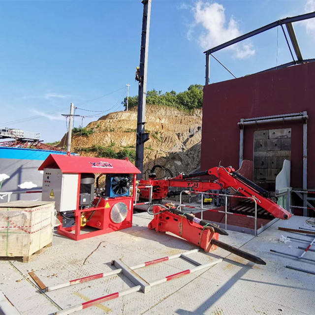 Hydraulic Pedestal Boom System