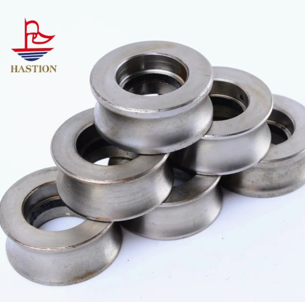 Titanium carbide hard alloy guide wheel with strong load-bearing capacity