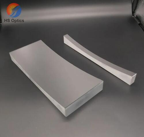 What Is a Cylindrical Lens Used For?