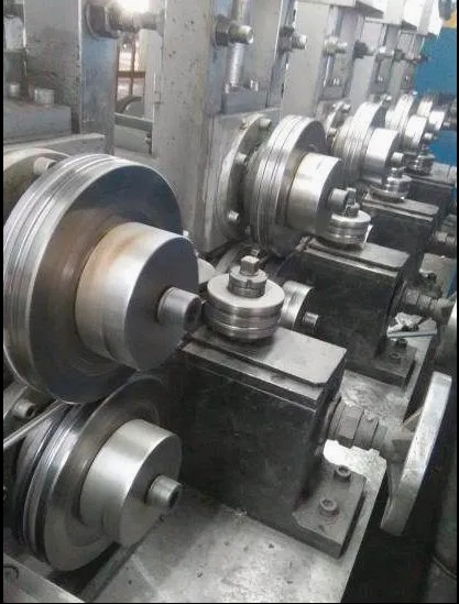 Titanium carbide alloy guide wheel industrial transmission