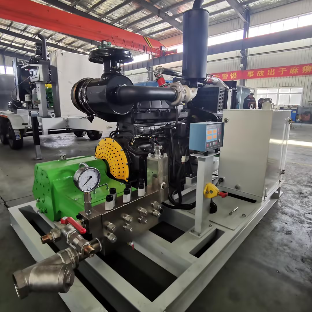 Water jet high efficiency system for road marking removal