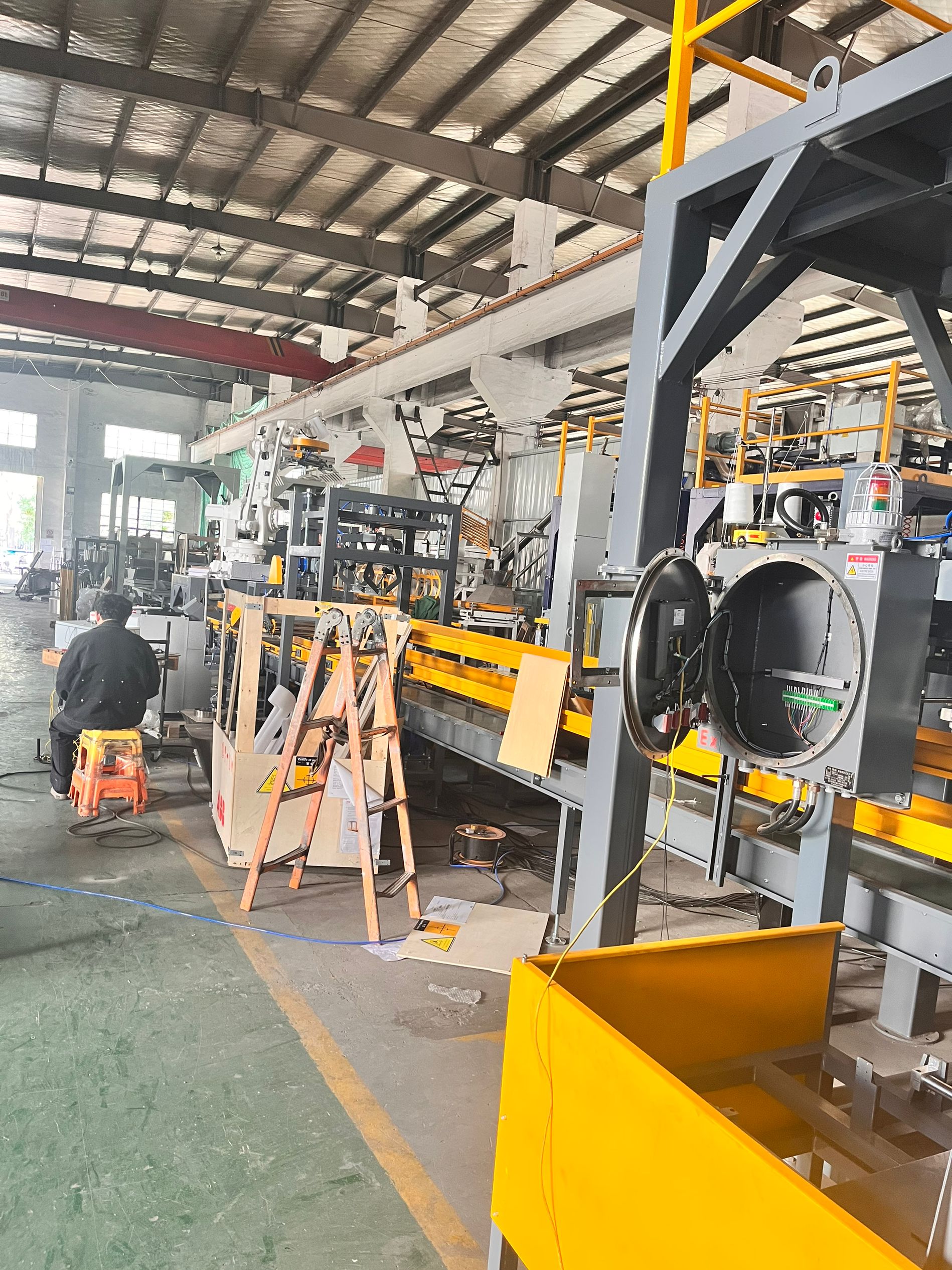 Fertilizer packaging machine fully automatic packing and palletising line Woodpellets Packing Machine OPEN TOP BAG Activated Carbon Powder Packing Machine 25kg Flour Packing Machine bagging machine fo