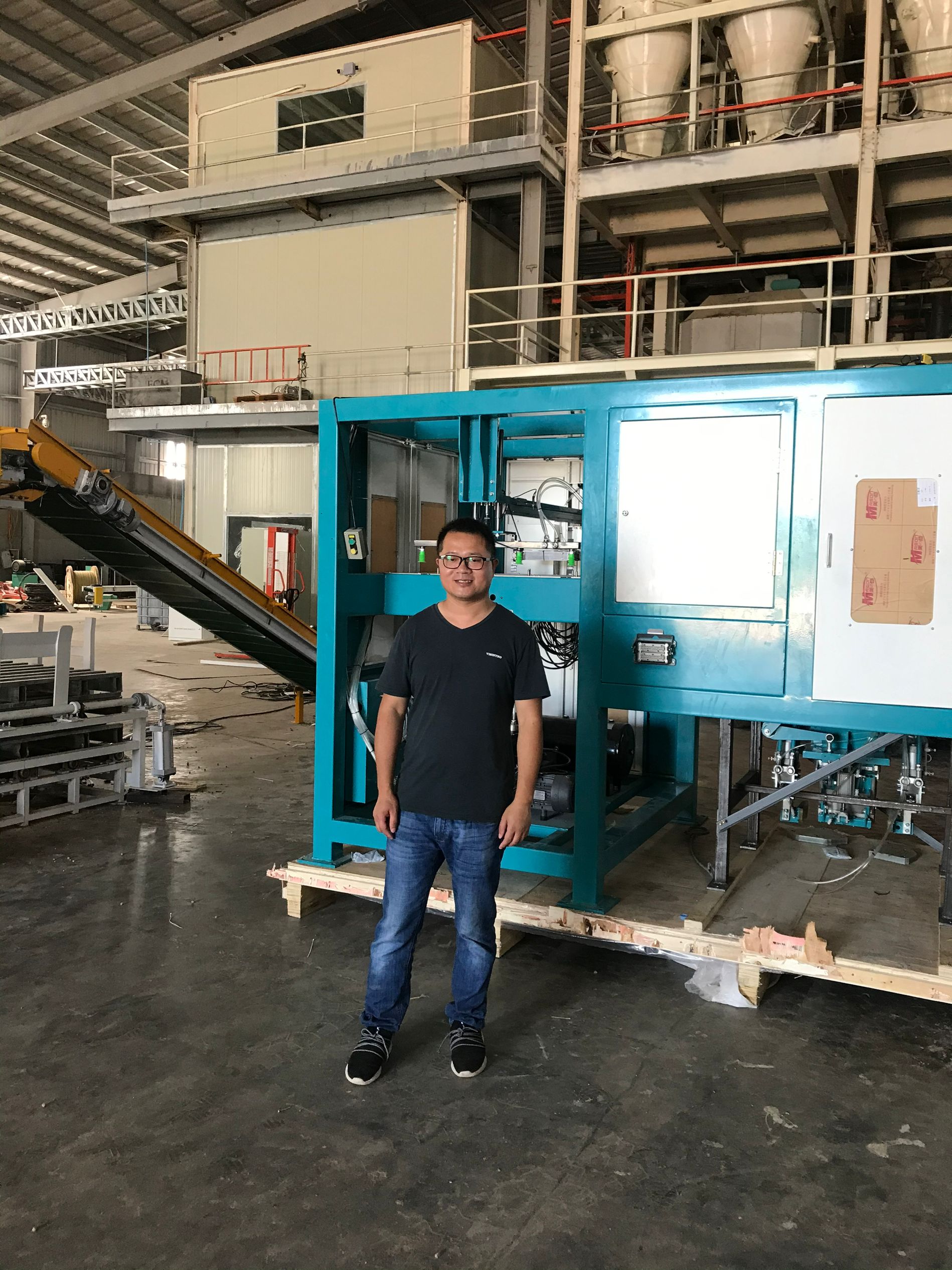 25kg Macadamia Nuts Packing Machine Automatic 25-50 kg Granular NPK Packaging Machine Fertilizer packaging machine fully automatic packing and palletising line Woodpellets Packing Machine OPEN TOP BAG