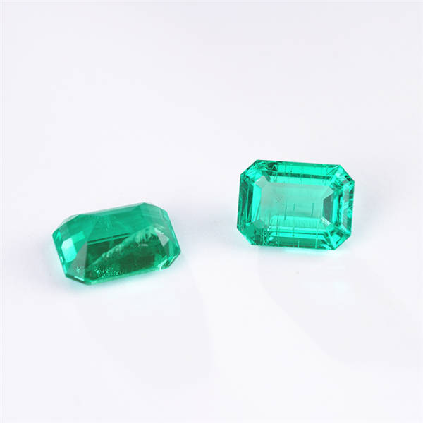 Colombia Green Color Octagon Emerald Cut Lab Grown Emerald